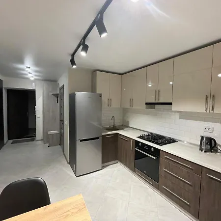 Стильна Квартира В Новому Будинку, Поряд Центр Та Р. Дніпро Cherkasy Exterior photo