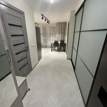 Стильна Квартира В Новому Будинку, Поряд Центр Та Р. Дніпро Cherkasy Exterior photo
